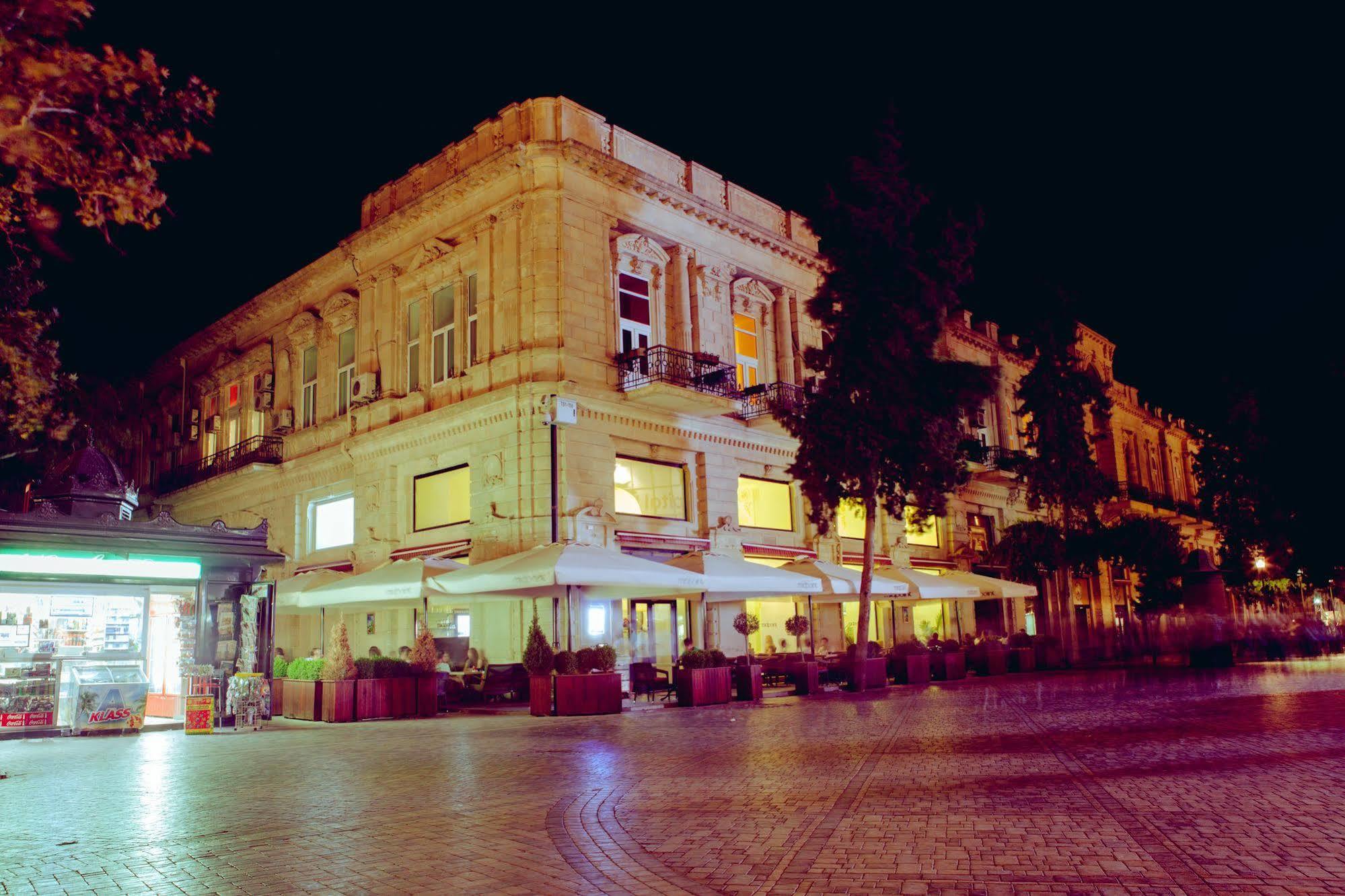 Center City Hotel Baku Extérieur photo